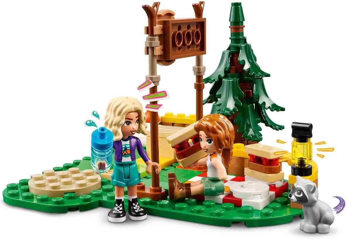 LEGO Friends Archery in Adventure Camp, Building Toy for Children with Arrow and Bow, 2 Toy Figures and a Raccoon, for Girls and Boys from 6 Years 42622