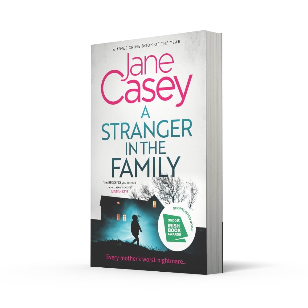 A Stranger in the Family: The new detective crime thriller that will have you gripped and on the edge of your seat!: Book 11 (Maeve Kerrigan)