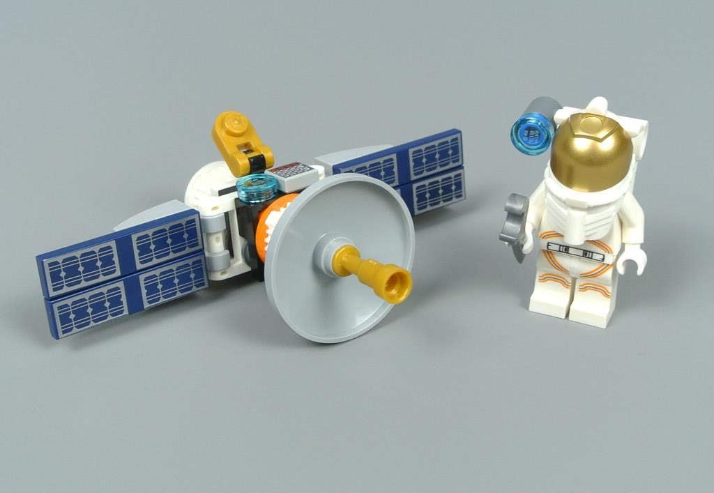 LEGO 30365 Space Satellite Building Blocks, Multi-Colour