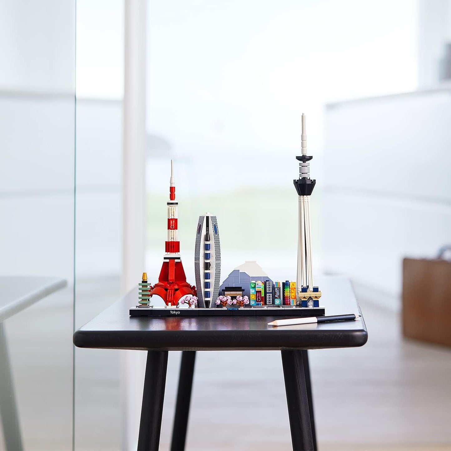 LEGO 21051 Architecture Tokyo Skyline Collection Collector's Set