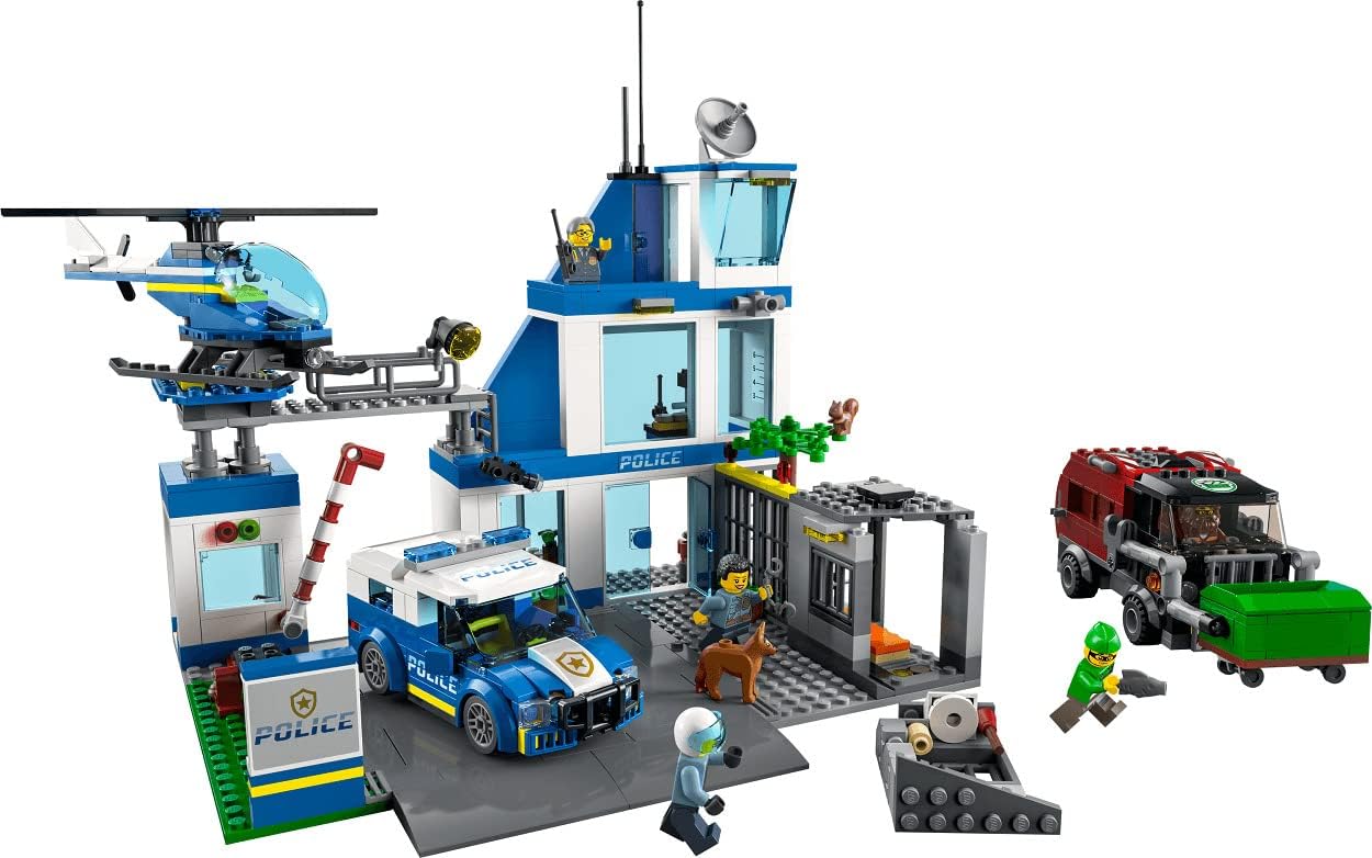 LEGO City Police Station with Police Car, Bin Lorry and Helicopter, Building for Building with 3 Figures, Police Toy for Boys and Girls from 6 Years, Gift for Children 60316