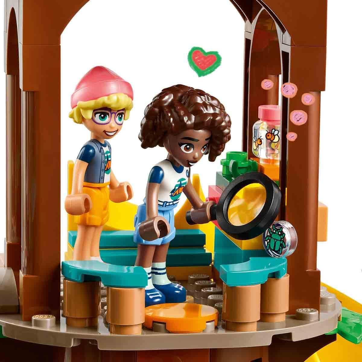 LEGO Friends Tree House in Adventure Camp, Playset for Girls and Boys from 8 Years with 5 Toy Figures and 5 Animals, Gift Idea for Creative Play, Sports Toy, Dollhouse 42631