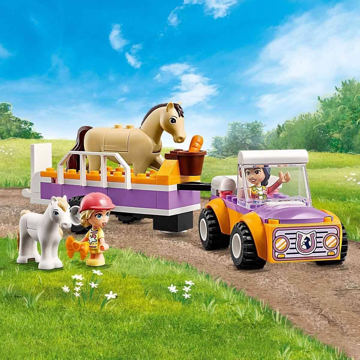 LEGO Friends Horse and Pony Pendant, Horse Toy for Girls and Boys with Car and Figures, Mini Doll Set with Liann, Zoya and 2 Animal Figures, Gift for Children 4 Years 42634