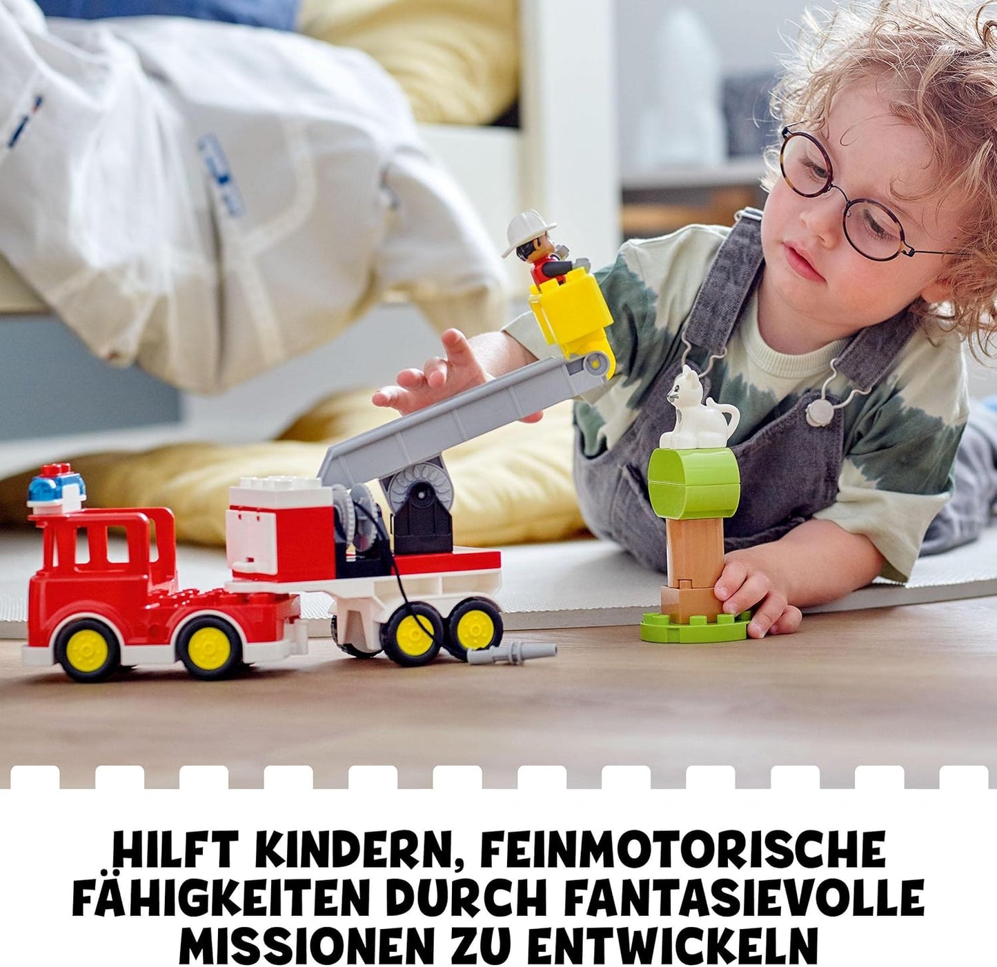 LEGO DUPLO Town Feuerwehrauto Spielzeug, Lernspielzeug für Kleinkinder ab 2 Jahren, Set mit Blaulicht und Martinshorn, Feuerwehrmann und Katze, für Mädchen und Jungen 10969