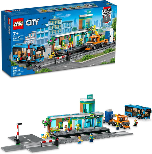 Lego 60335 City The Train Station: City Adventure with Bus, Lift Truck, 6 Mini Figures, Street Signs, Compatible with City Train, Educational Toy for Children from 7 Years, Gift