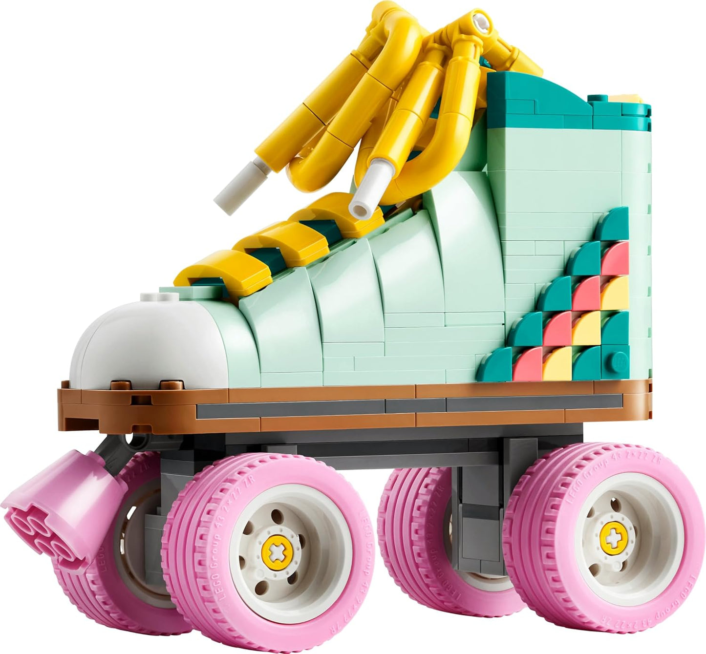 LEGO Creator 31148 3-in-1 Roller Skate Toy for Girls and Boys with Mini Skateboard and Boombox, Retro Decoration for the Bedroom, Birthday Gift for Children from 8 Years