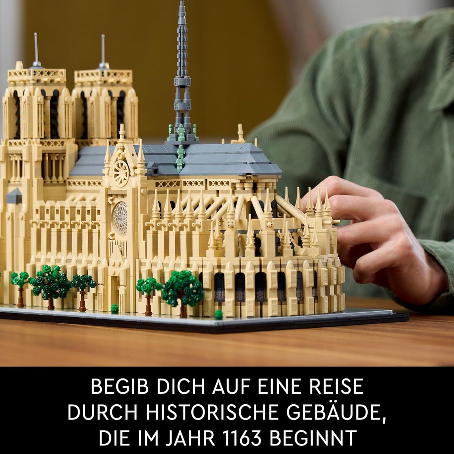 LEGO Architecture Notre-Dame de Paris Collectible Adult Souvenir from France Gift for Globetrotters and All History and Art Enthusiasts Architectural Model Kits 21061