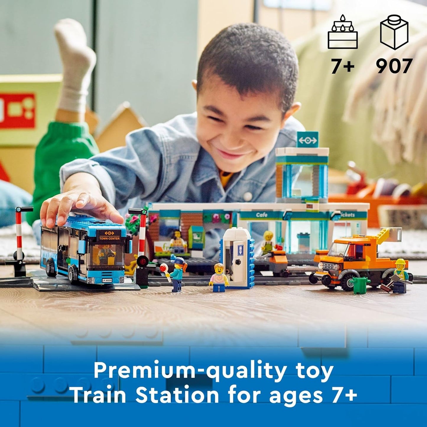 Lego 60335 City The Train Station: City Adventure with Bus, Lift Truck, 6 Mini Figures, Street Signs, Compatible with City Train, Educational Toy for Children from 7 Years, Gift