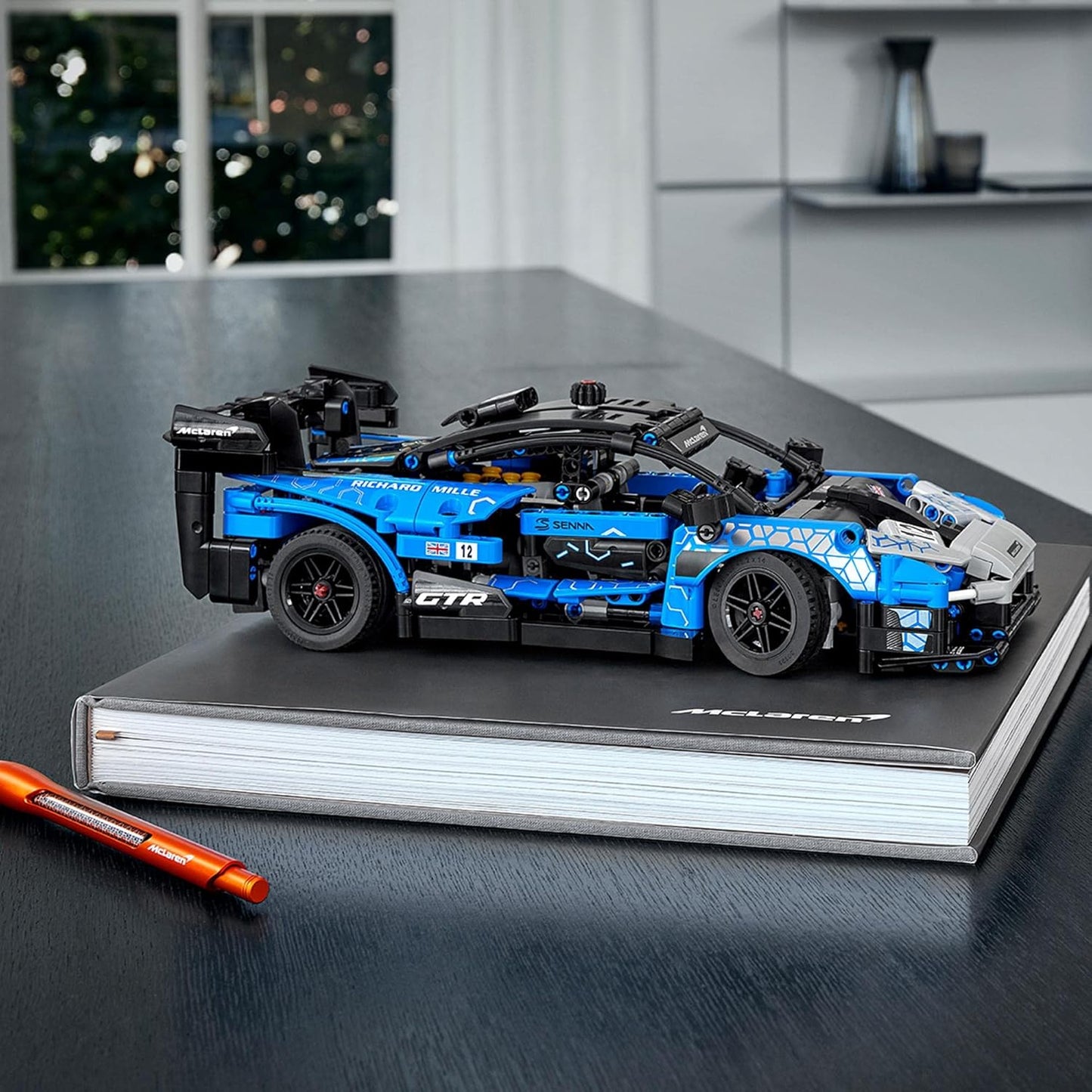 LEGO 42123 Technic McLaren Senna GTR, Model Kit, Toy Car, Racing Car, Racing Car Construction Set, Model Car for Children Aged 10 and Over