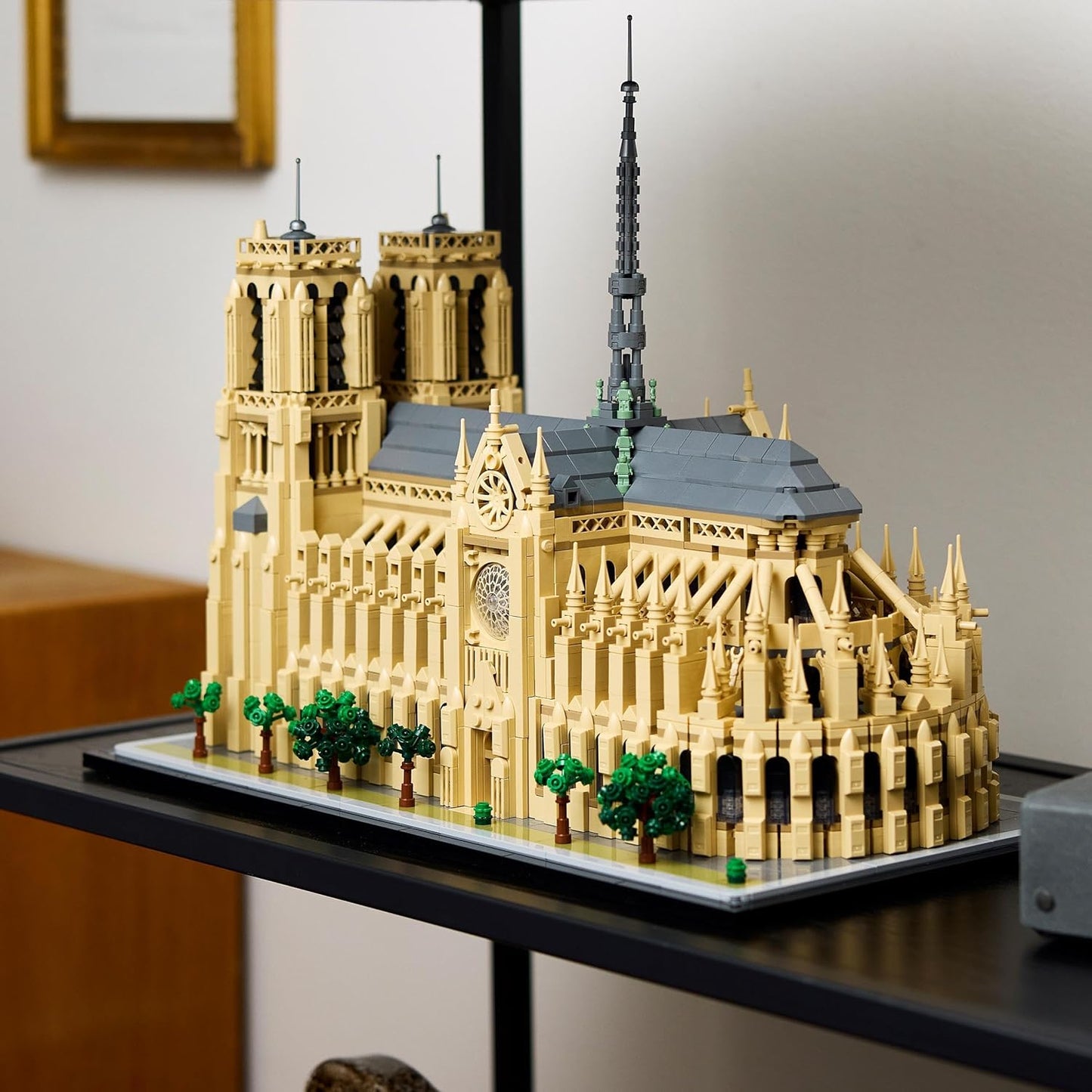 LEGO Architecture Notre-Dame de Paris Collectible Adult Souvenir from France Gift for Globetrotters and All History and Art Enthusiasts Architectural Model Kits 21061