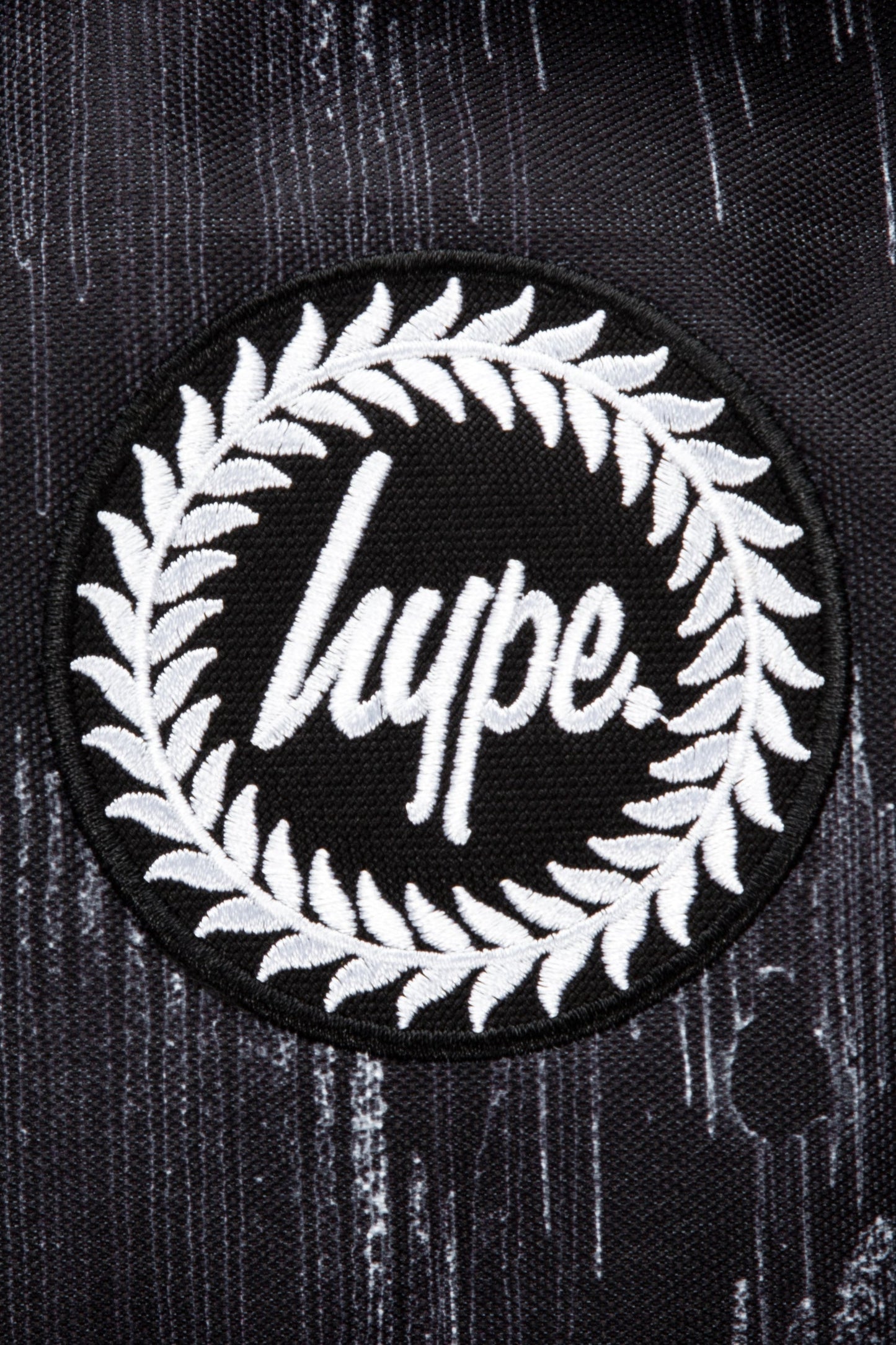 Hype Unisex Black/White Wave Drips Iconic Backpack