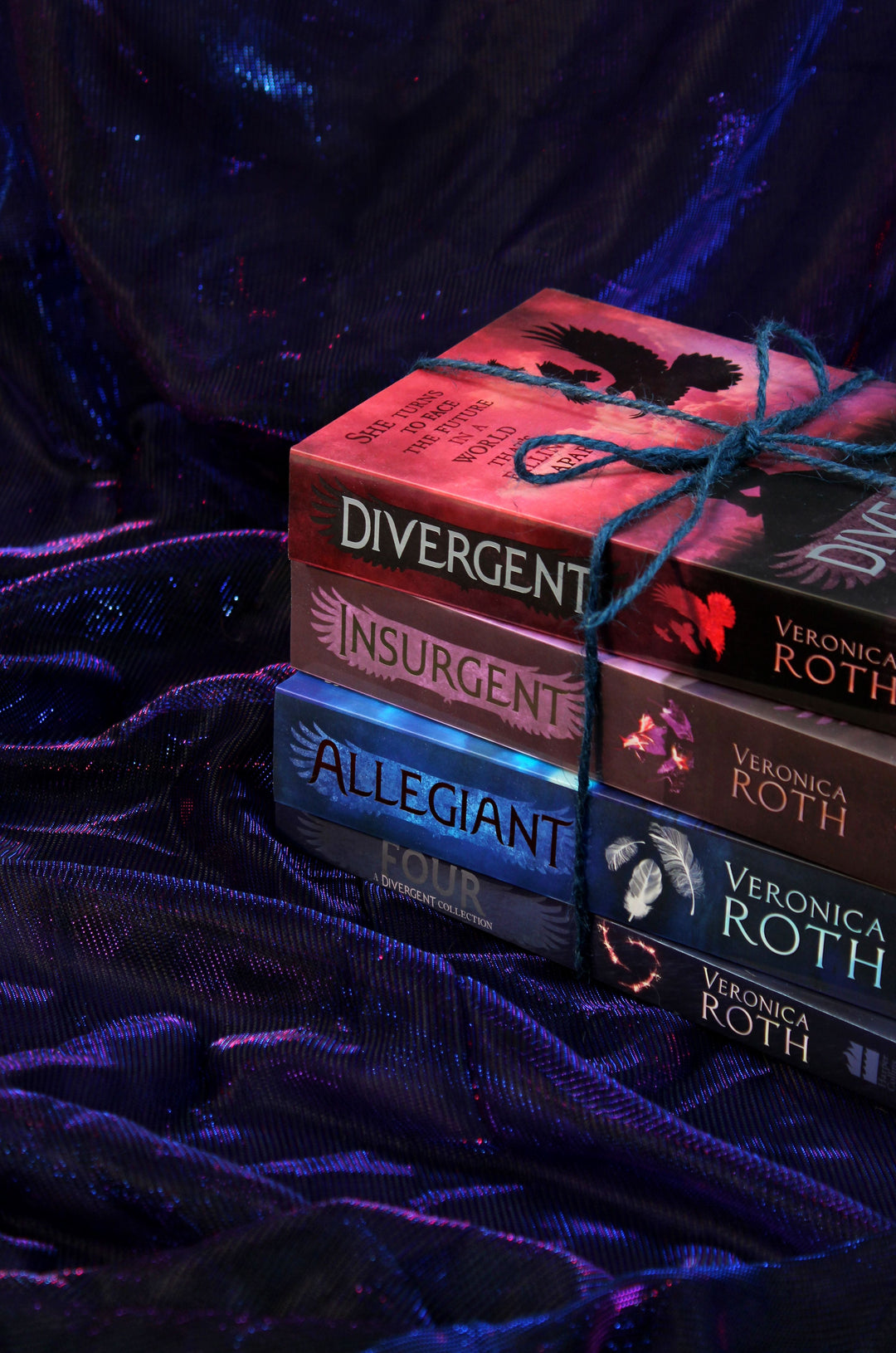 Divergent Insurgent Allegiant Trilogy 4 Books Collection By Veronica Roth